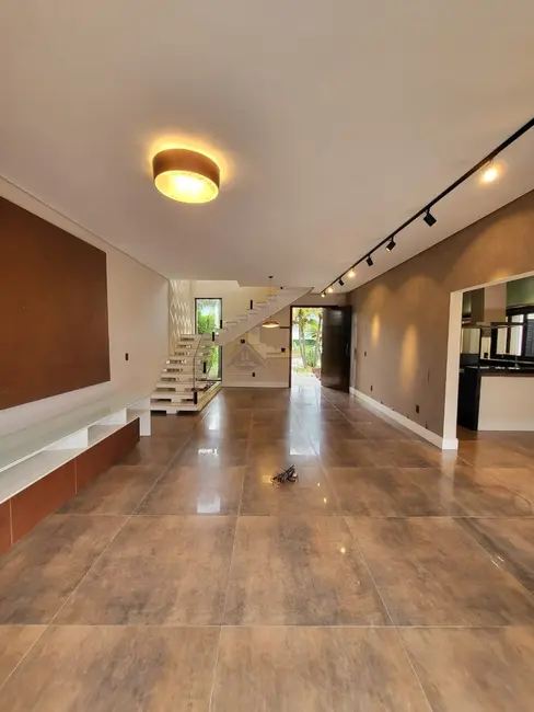 Foto 6 de Casa de Condomínio com 3 quartos à venda, 260m2 em Jardim Residencial Alto de Itaici, Indaiatuba - SP