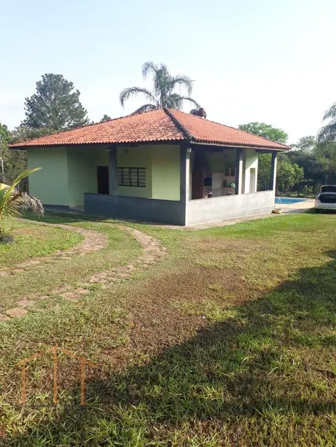 Foto 1 de Chácara com 2 quartos à venda, 1600m2 em Chácara Carolina, Itu - SP