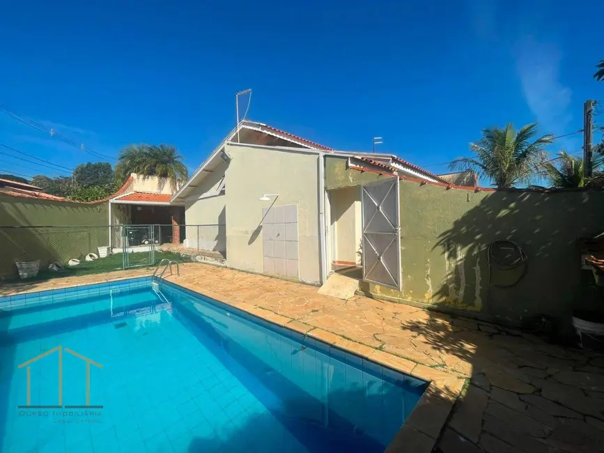 Casa de Condomínio com 3 quartos para alugar, 200m2 em Itu - SP - imagem 2 Foto 2 de Casa de Condomínio com 3 quartos para alugar, 200m2 em Itu - SP