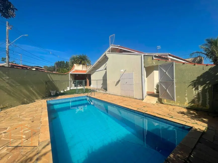 Casa de Condomínio com 3 quartos para alugar, 200m2 em Itu - SP - imagem 3 Foto 3 de Casa de Condomínio com 3 quartos para alugar, 200m2 em Itu - SP