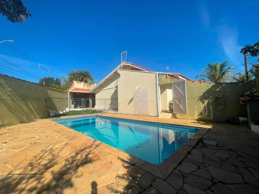 Casa de Condomínio com 3 quartos para alugar, 200m2 em Itu - SP - imagem 4 Foto 4 de Casa de Condomínio com 3 quartos para alugar, 200m2 em Itu - SP