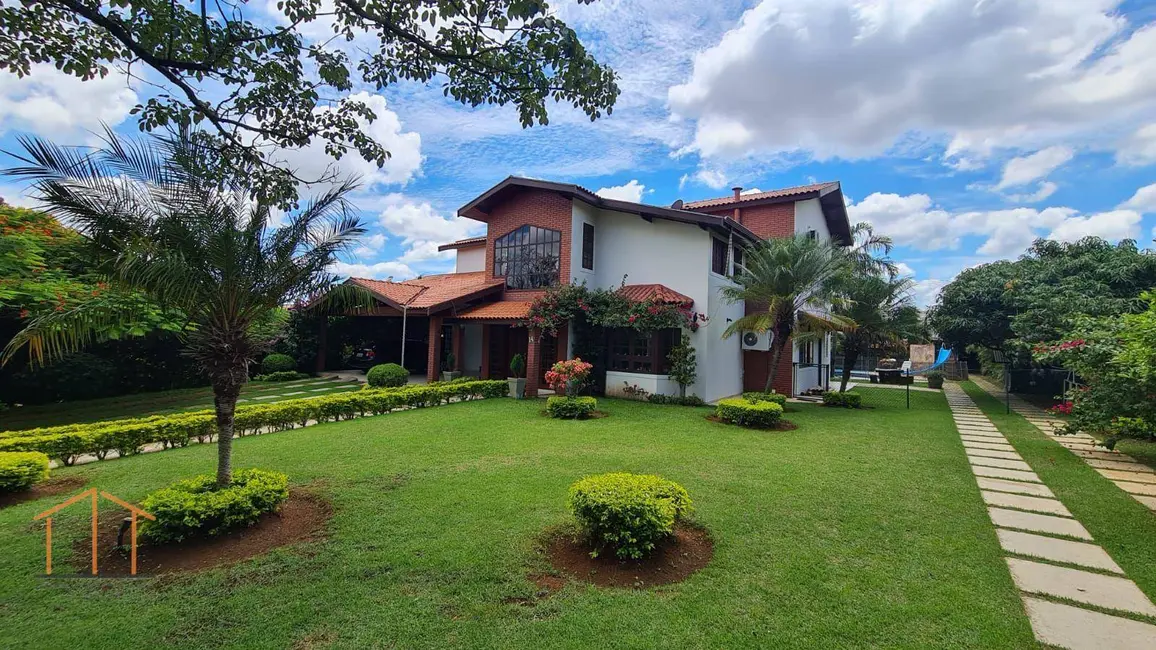 Foto 1 de Casa de Condomínio com 4 quartos à venda, 1872m2 em Salto - SP