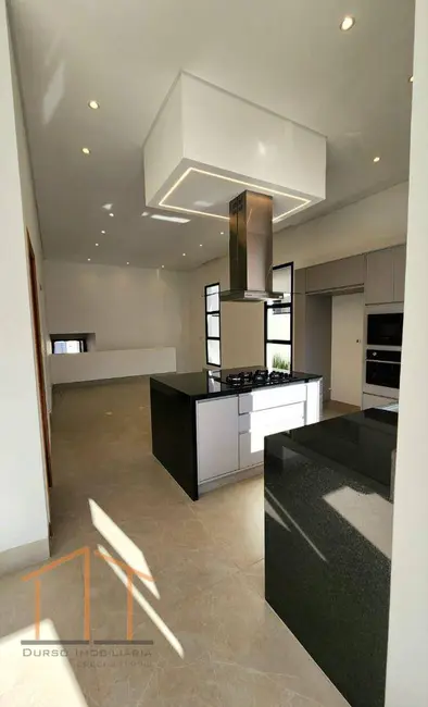 Casa de Condomínio com 3 quartos à venda e para alugar, 300m2 em Residencial Central Parque, Salto - SP - imagem 4 Foto 4 de Casa de Condomínio com 3 quartos à venda e para alugar, 300m2 em Residencial Central Parque, Salto - SP