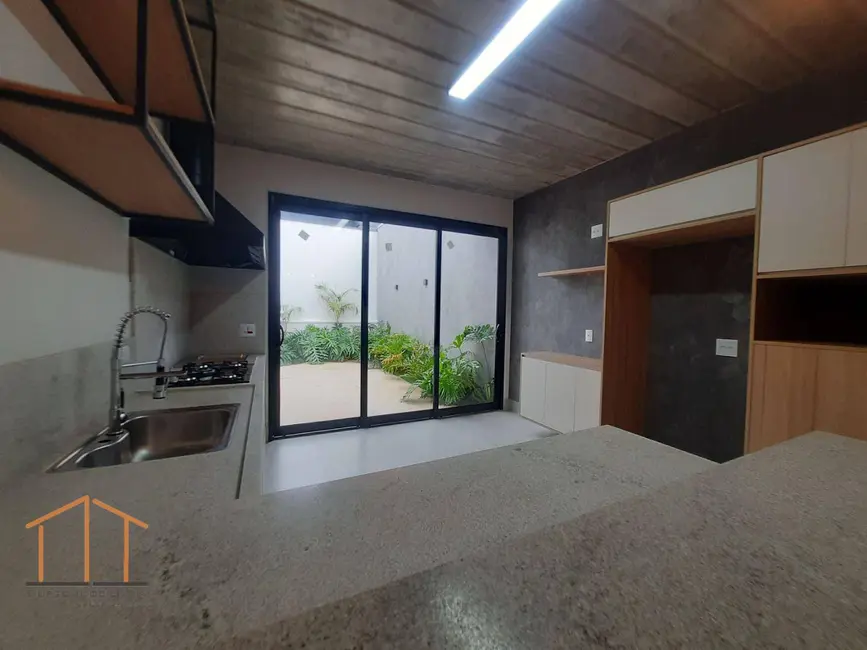 Foto 1 de Casa de Condomínio com 3 quartos à venda, 260m2 em Condomínio Residencial Mont Blanc, Itu - SP