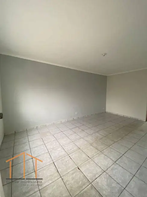 Foto 2 de Casa com 2 quartos para alugar, 80m2 em Jardim Marília, Salto - SP