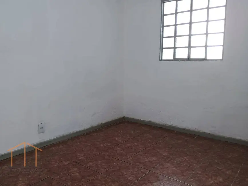Foto 6 de Casa com 2 quartos para alugar, 150m2 em Vila Leis, Itu - SP
