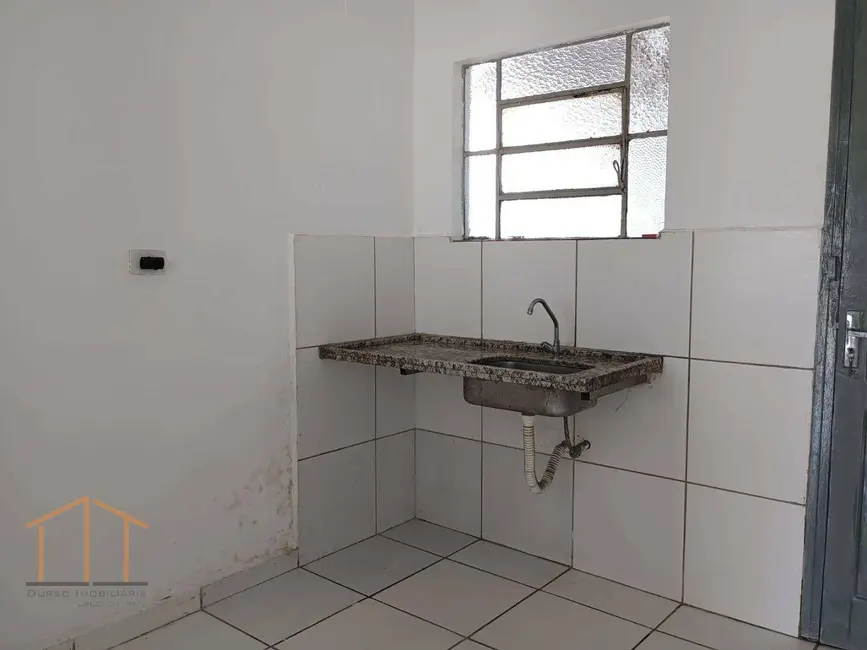 Foto 9 de Casa com 2 quartos para alugar, 150m2 em Vila Leis, Itu - SP