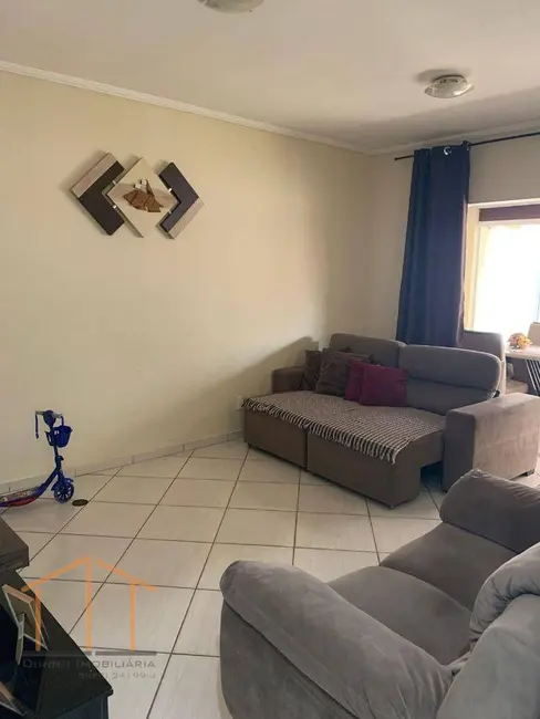 Casa com 3 quartos à venda, 150m2 em Cajuru do Sul, Sorocaba - SP - imagem 3 Foto 3 de Casa com 3 quartos à venda, 150m2 em Cajuru do Sul, Sorocaba - SP