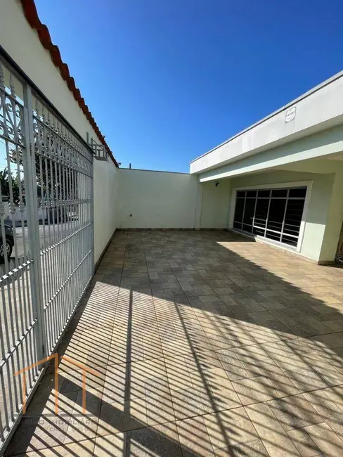 Foto 2 de Casa com 3 quartos para alugar, 262m2 em Jardim Padre Bento, Itu - SP