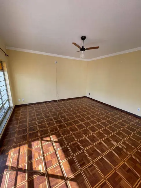 Foto 6 de Casa com 3 quartos para alugar, 262m2 em Jardim Padre Bento, Itu - SP