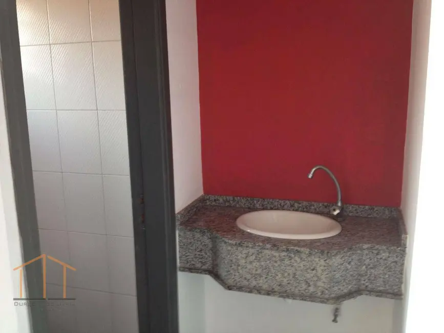 Sala Comercial para alugar, 120m2 em Centro, Salto - SP - imagem 4 Foto 4 de Sala Comercial para alugar, 120m2 em Centro, Salto - SP