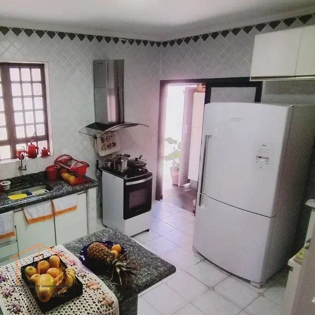 Foto 5 de Casa com 4 quartos à venda, 250m2 em Brasil, Itu - SP