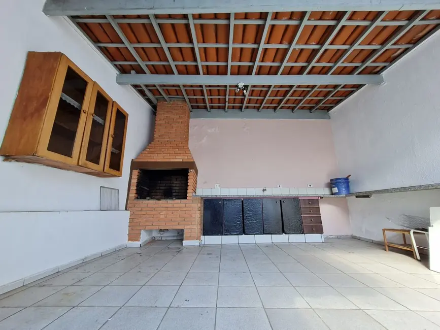 Foto 3 de Casa com 3 quartos à venda e para alugar, 150m2 em Vila Santa Terezinha, Itu - SP