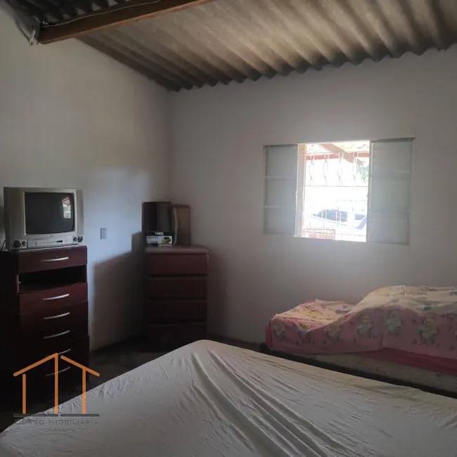 Chácara com 2 quartos à venda, 2100m2 em Pinheirinho, Itu - SP - imagem 7 Foto 7 de Chácara com 2 quartos à venda, 2100m2 em Pinheirinho, Itu - SP