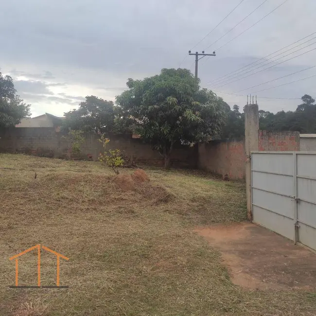Chácara com 2 quartos à venda, 2100m2 em Pinheirinho, Itu - SP - imagem 9 Foto 9 de Chácara com 2 quartos à venda, 2100m2 em Pinheirinho, Itu - SP