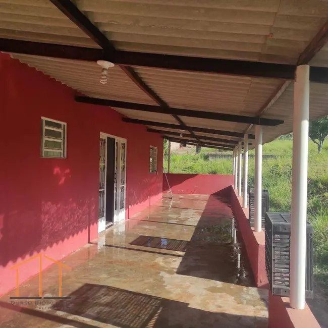 Chácara com 2 quartos à venda, 2100m2 em Pinheirinho, Itu - SP - imagem 4 Foto 4 de Chácara com 2 quartos à venda, 2100m2 em Pinheirinho, Itu - SP