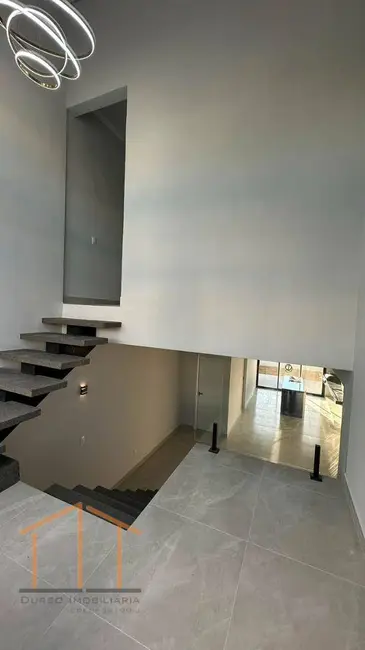 Casa de Condomínio com 3 quartos à venda e para alugar, 150m2 em Portal dos Sabiás, Itu - SP - imagem 2 Foto 2 de Casa de Condomínio com 3 quartos à venda e para alugar, 150m2 em Portal dos Sabiás, Itu - SP