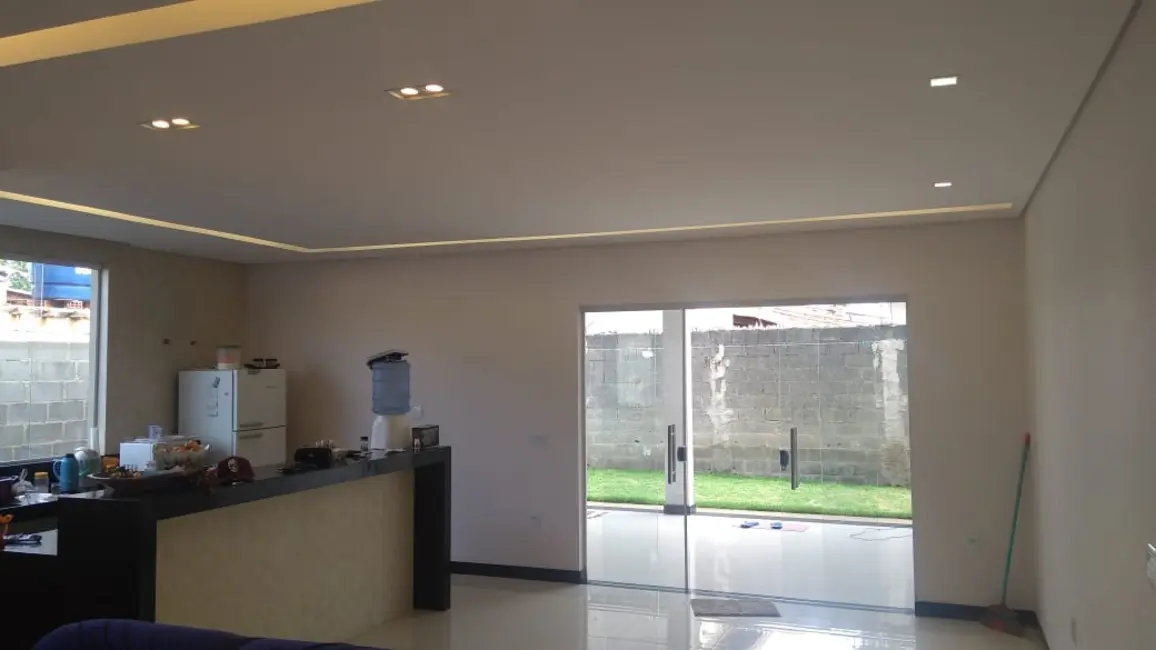Casa com 3 quartos à venda, 360m2 em Matozinhos - MG - imagem 4 Foto 4 de Casa com 3 quartos à venda, 360m2 em Matozinhos - MG