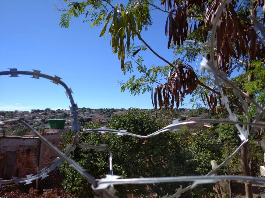 Terreno / Lote à venda, 360m2 em Matozinhos - MG - imagem 2 Foto 2 de Terreno / Lote à venda, 360m2 em Matozinhos - MG