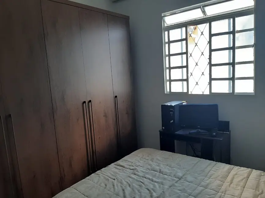 Casa com 1 quarto à venda, 50m2 em Copacabana, Belo Horizonte - MG - imagem 6 Foto 6 de Casa com 1 quarto à venda, 50m2 em Copacabana, Belo Horizonte - MG