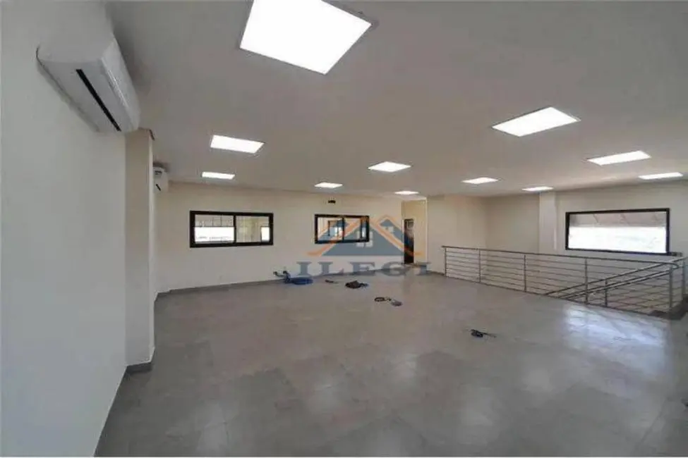 Armazém / Galpão à venda e para alugar, 300m2 em Vista Alegre, Vinhedo - SP - imagem 3 Foto 3 de Armazém / Galpão à venda e para alugar, 300m2 em Vista Alegre, Vinhedo - SP