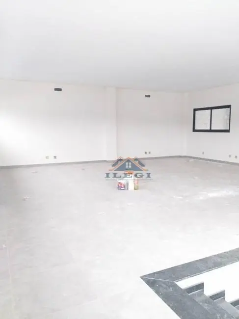 Foto 3 de Armazém / Galpão à venda, 300m2 em Vista Alegre, Vinhedo - SP