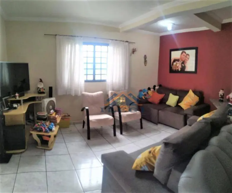 Foto 2 de Casa com 3 quartos à venda e para alugar, 180m2 em Capela, Vinhedo - SP