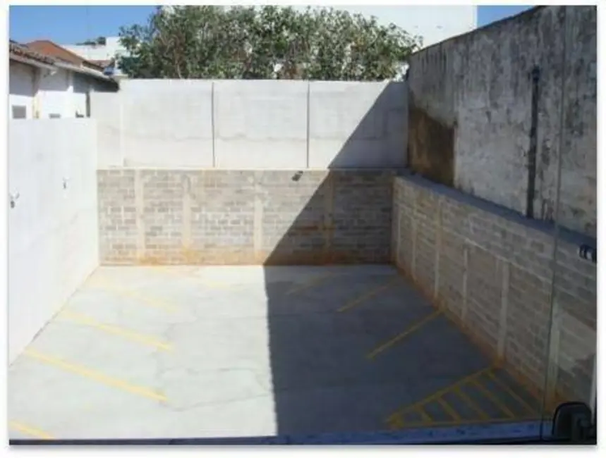 Sala Comercial para alugar, 44m2 em Centro, Vinhedo - SP - imagem 9 Foto 9 de Sala Comercial para alugar, 44m2 em Centro, Vinhedo - SP