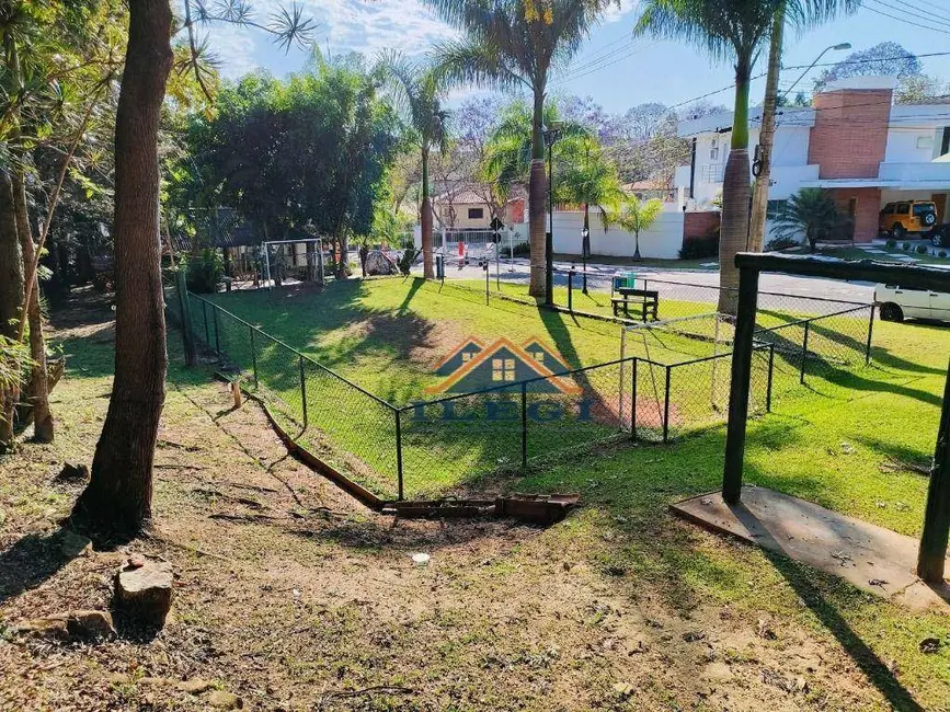 Foto 4 de Terreno / Lote à venda, 420m2 em Pinheirinho, Vinhedo - SP