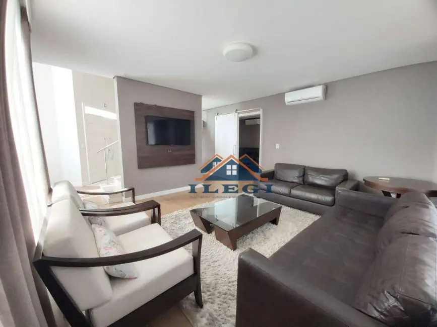 Foto 3 de Casa de Condomínio com 3 quartos à venda, 480m2 em Vinhedo - SP