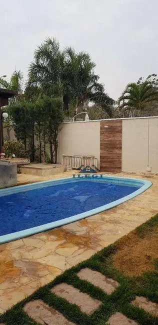 Casa de Condomínio com 3 quartos à venda, 360m2 em Fazenda Santana, Valinhos - SP - imagem 3 Foto 3 de Casa de Condomínio com 3 quartos à venda, 360m2 em Fazenda Santana, Valinhos - SP