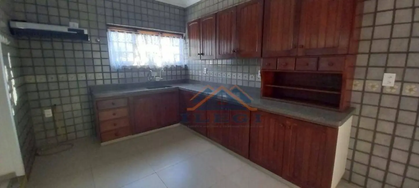 Foto 6 de Casa de Condomínio com 4 quartos à venda e para alugar, 850m2 em Vinhedo - SP