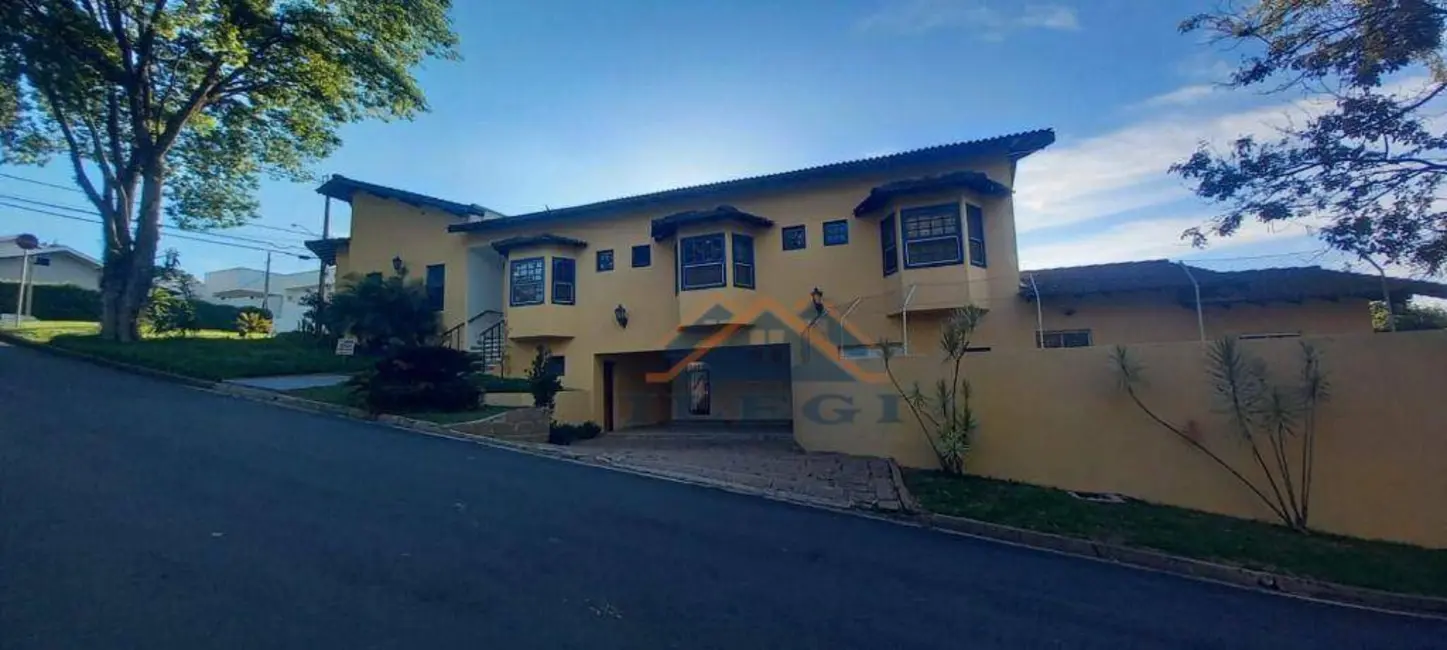 Foto 3 de Casa de Condomínio com 4 quartos à venda e para alugar, 850m2 em Vinhedo - SP