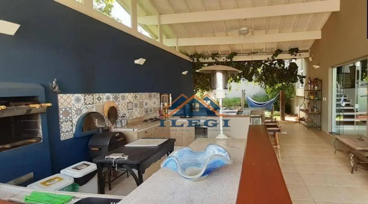 Foto 4 de Casa de Condomínio com 3 quartos à venda e para alugar, 600m2 em Buracão, Vinhedo - SP