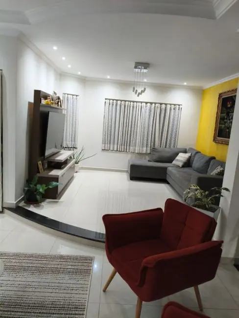 Casa de Condomínio com 3 quartos à venda, 416m2 em Valinhos - SP - imagem 5 Foto 5 de Casa de Condomínio com 3 quartos à venda, 416m2 em Valinhos - SP