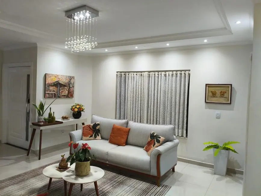 Casa de Condomínio com 3 quartos à venda, 416m2 em Valinhos - SP - imagem 4 Foto 4 de Casa de Condomínio com 3 quartos à venda, 416m2 em Valinhos - SP