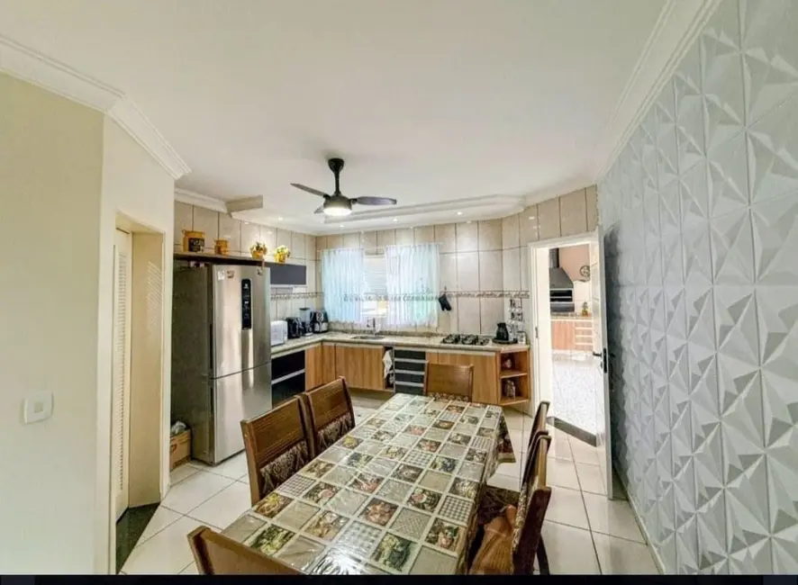 Casa de Condomínio com 3 quartos à venda, 416m2 em Valinhos - SP - imagem 8 Foto 8 de Casa de Condomínio com 3 quartos à venda, 416m2 em Valinhos - SP