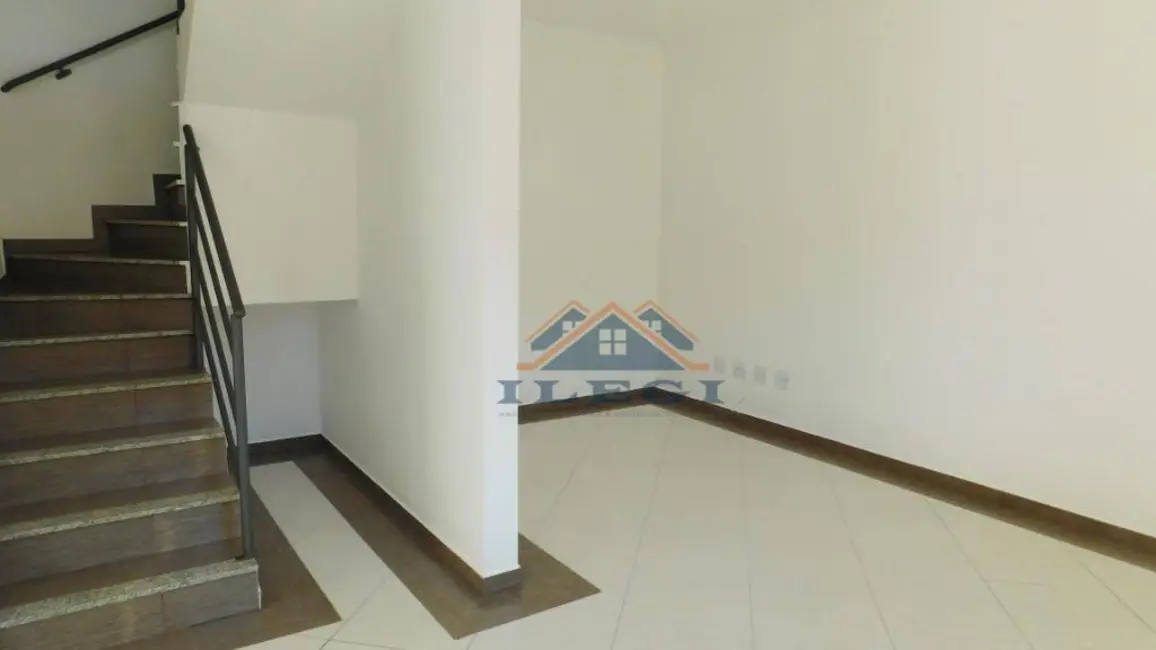 Foto 7 de Casa com 2 quartos para alugar, 100m2 em Pinheirinho, Vinhedo - SP