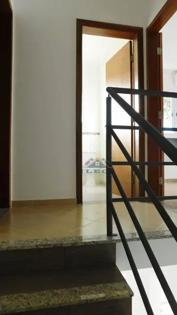 Foto 9 de Casa com 2 quartos para alugar, 100m2 em Pinheirinho, Vinhedo - SP