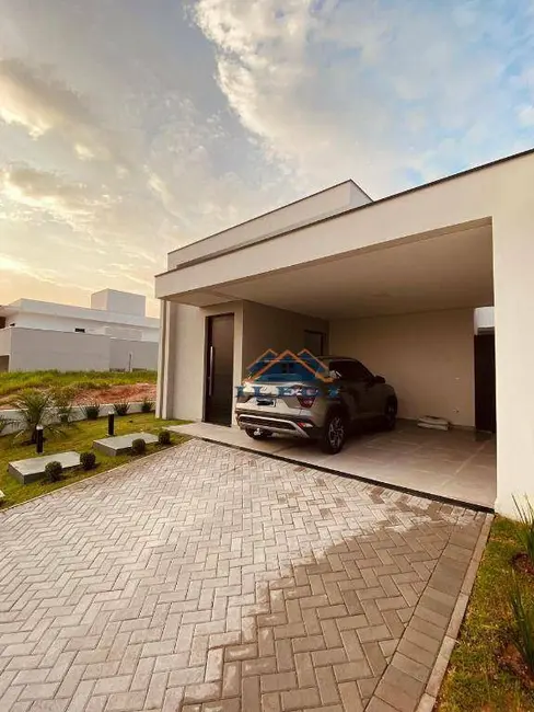 Foto 3 de Casa de Condomínio com 3 quartos à venda, 300m2 em Louveira - SP