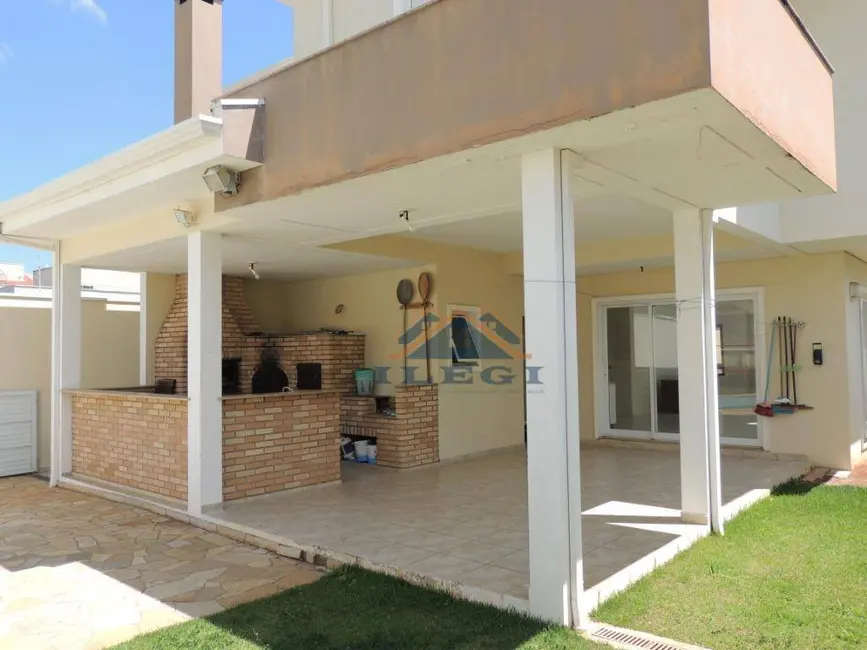 Casa com 3 quartos à venda, 474m2 em Bosque, Vinhedo - SP - imagem 6 Foto 6 de Casa com 3 quartos à venda, 474m2 em Bosque, Vinhedo - SP