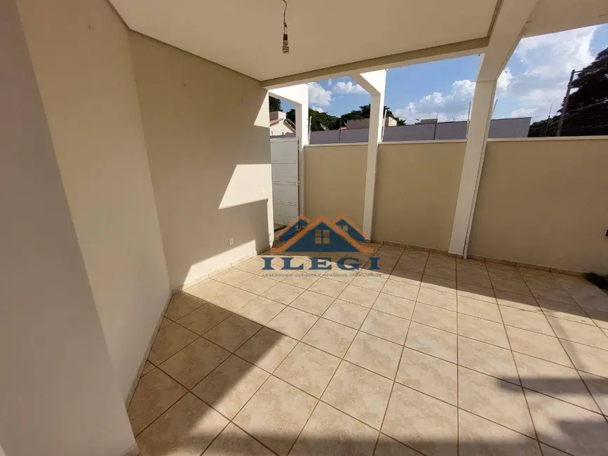 Casa com 3 quartos à venda, 474m2 em Bosque, Vinhedo - SP - imagem 3 Foto 3 de Casa com 3 quartos à venda, 474m2 em Bosque, Vinhedo - SP