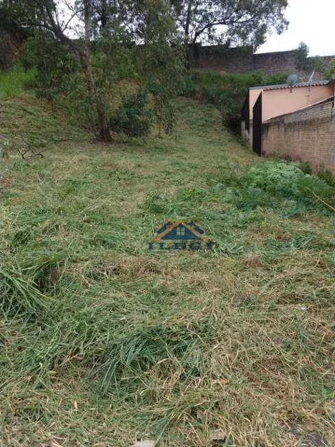 Foto 2 de Terreno / Lote à venda, 330m2 em Valinhos - SP