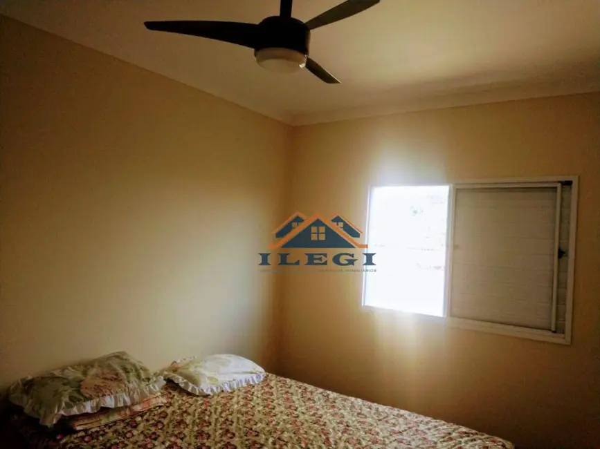 Apartamento com 2 quartos à venda, 52m2 em João XXIII, Vinhedo - SP - imagem 4 Foto 4 de Apartamento com 2 quartos à venda, 52m2 em João XXIII, Vinhedo - SP