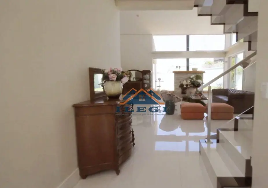 Foto 6 de Casa de Condomínio com 3 quartos à venda, 1200m2 em Observatório, Vinhedo - SP