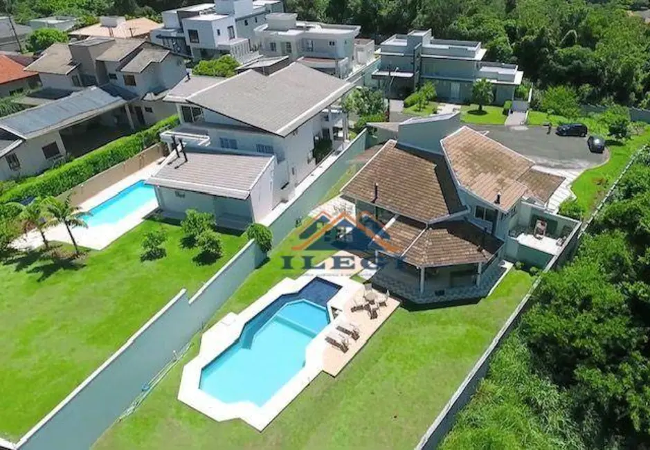 Foto 4 de Casa de Condomínio com 3 quartos à venda, 1200m2 em Observatório, Vinhedo - SP