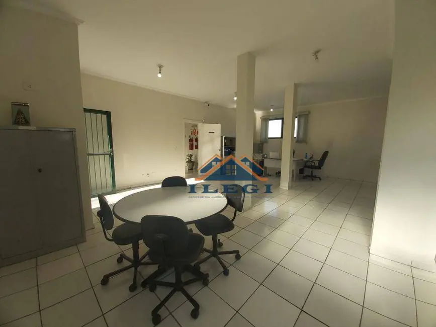 Armazém / Galpão à venda e para alugar, 5103m2 em Macuco, Valinhos - SP - imagem 9 Foto 9 de Armazém / Galpão à venda e para alugar, 5103m2 em Macuco, Valinhos - SP