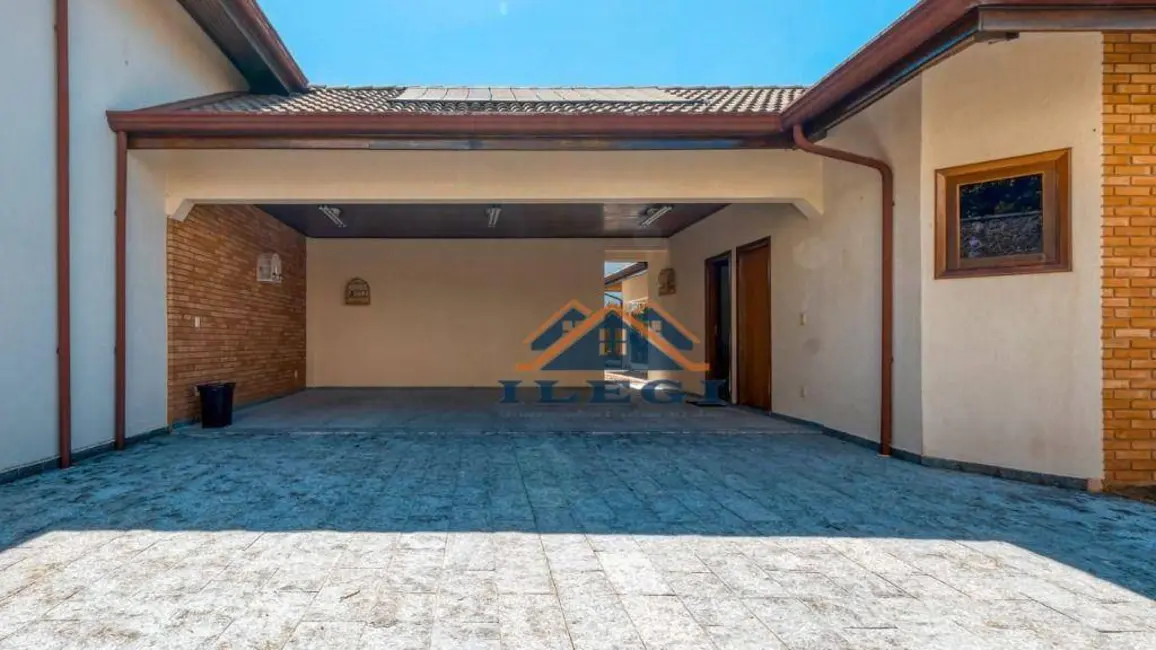 Foto 9 de Casa de Condomínio com 3 quartos à venda, 1073m2 em Vinhedo - SP