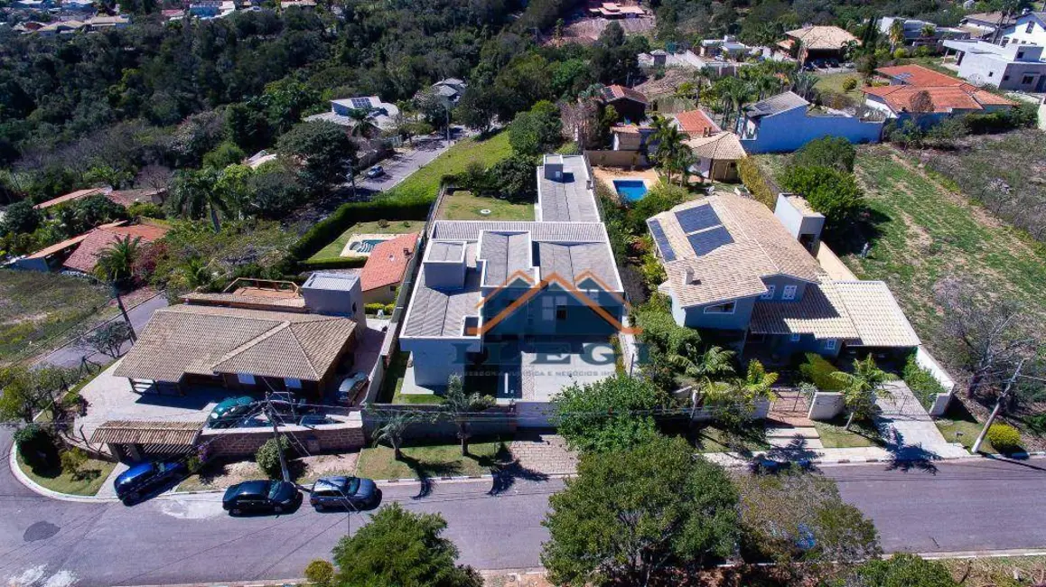 Foto 3 de Casa de Condomínio com 3 quartos à venda, 1000m2 em Caixa D´Água, Vinhedo - SP