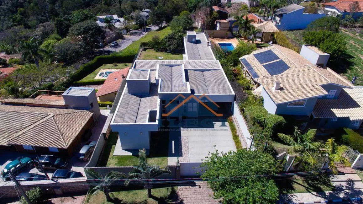 Foto 4 de Casa de Condomínio com 3 quartos à venda, 1000m2 em Caixa D´Água, Vinhedo - SP